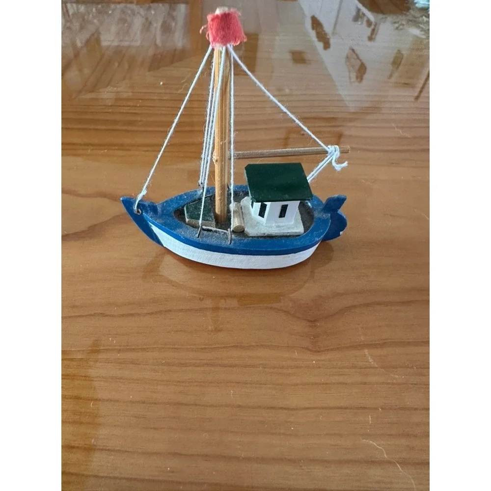 Set of 3 Miniature Wooden‎ Boats Nautical Coastal Decor Rowboat Sailboat Oars